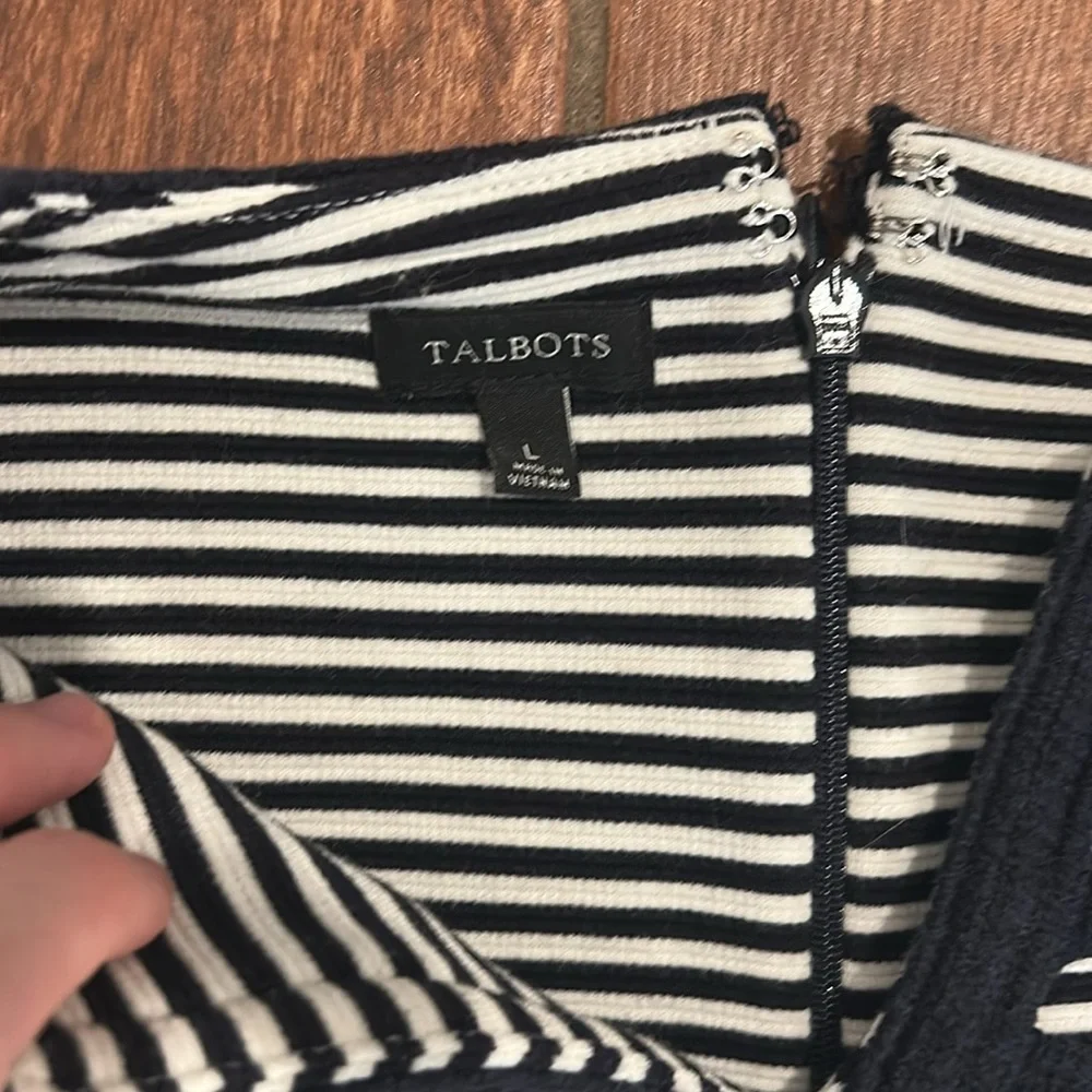 Talbots size L navy and white striped appliqué stretchy dress - Picture 3 of 3